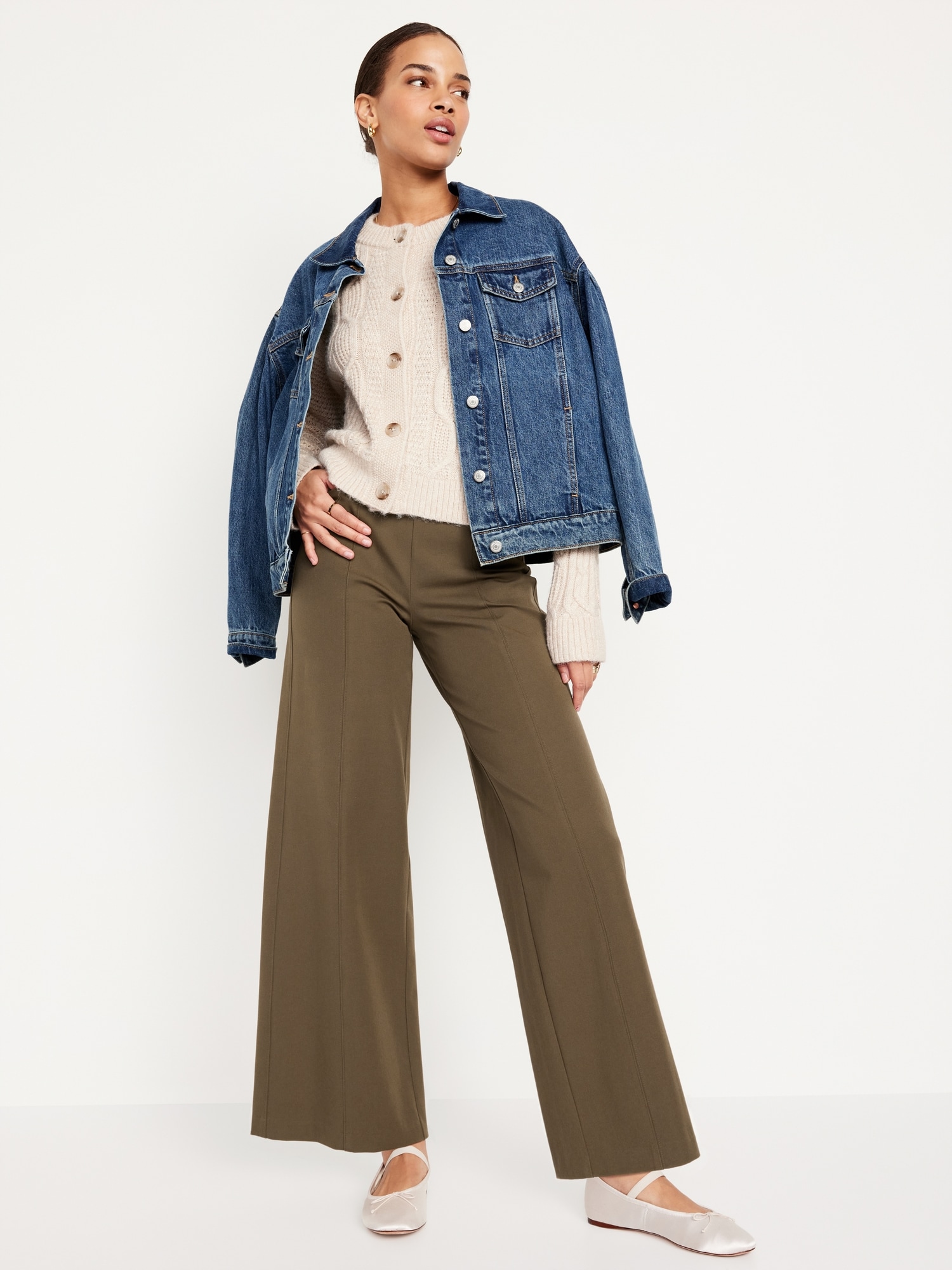 ✨OLD NAVY✨ Wide leg pants that can literally be worn with any top! Dre, pants