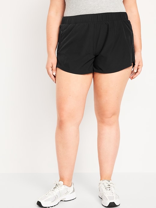 Image number 7 showing, Mid-Rise StretchTech Run Shorts -- 3-inch inseam