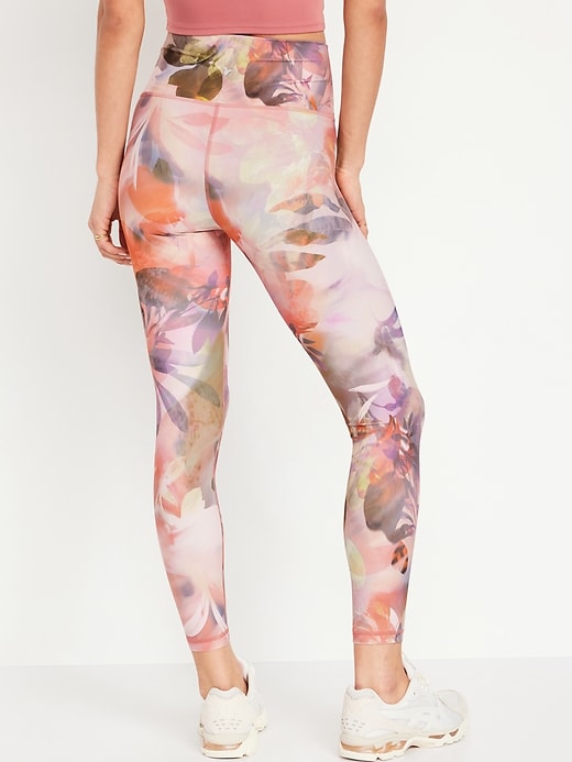 TF Floral Scrunch Leggings- Navy Floral – TINO FIT WEAR