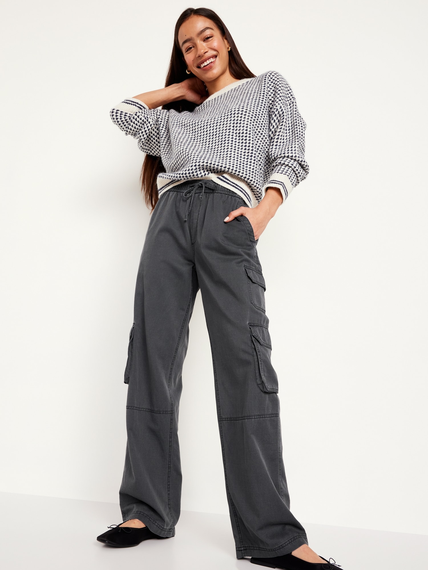 Mid-Rise Cargo Pants for Women | Old Navy