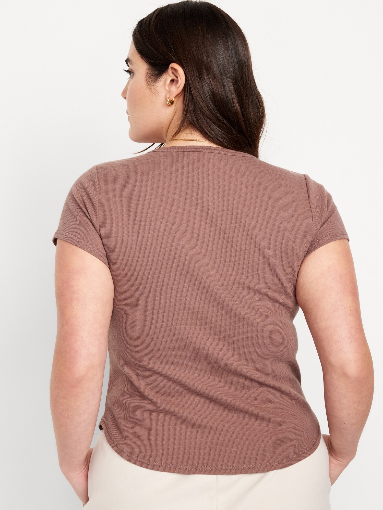 Женский топ Old Navy Short-Sleeve Waffle-Knit Henley Top, цвет: Тёплый серо-коричневый — фото 6