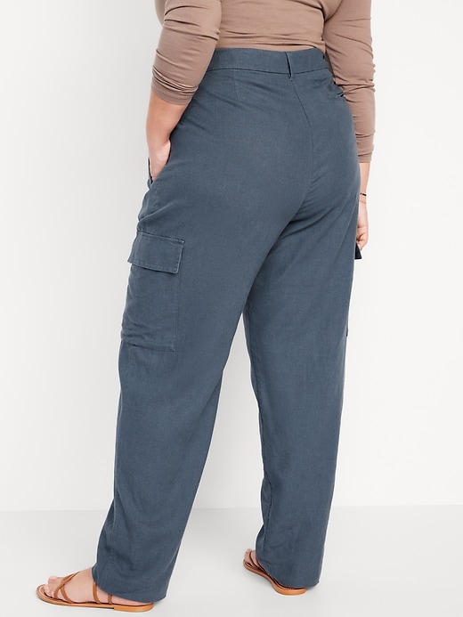 Image number 8 showing, High-Waisted Linen-Blend Cargo Straight Pants