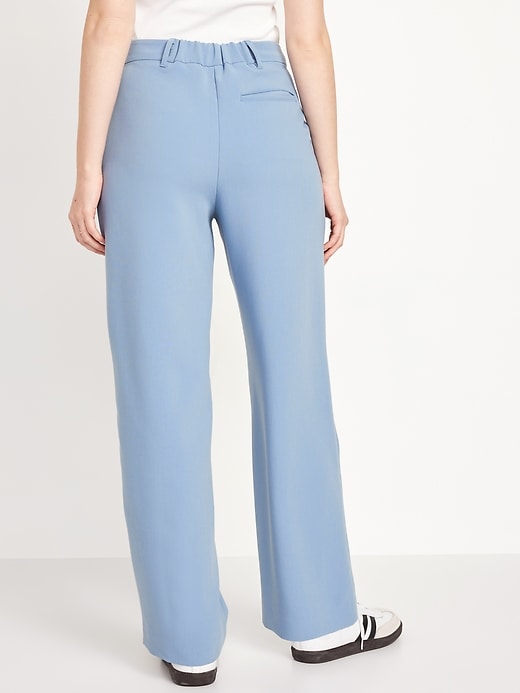 Happy sunday!!! I finally found the perfect wide leg pants for short girls!!!  These come in petite (I'm 5'1”) and in 3 col… | Short girls, Wide leg pants,  Leg pants