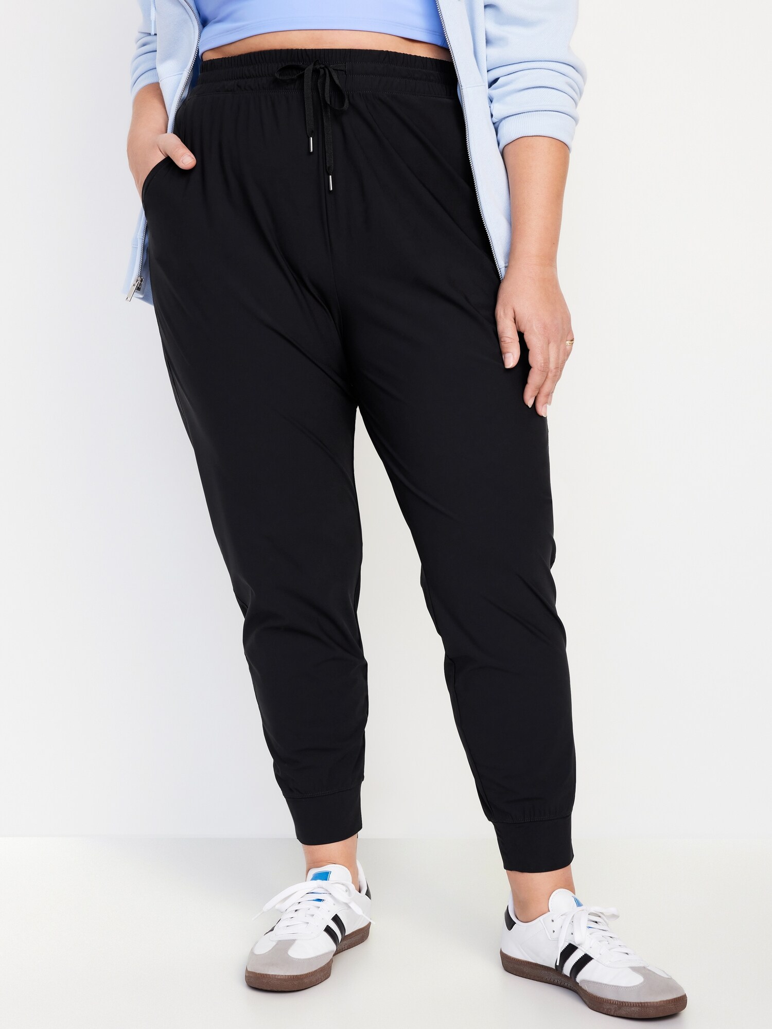 Женские брюки Old Navy High-Waisted SleekTech, цвет: Чёрный — фото 6