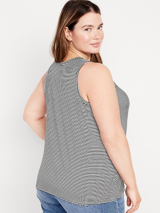 Image number 8 showing, Luxe Sleeveless Top