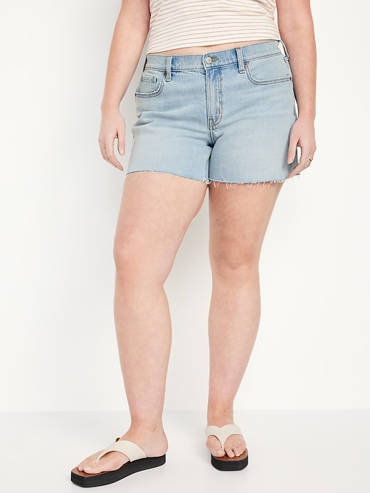Image number 5 showing, Mid-Rise Boyfriend Cut-Off Jean Shorts -- 5-inch inseam
