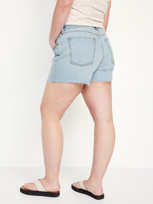 Image number 6 showing, Mid-Rise Boyfriend Cut-Off Jean Shorts -- 5-inch inseam