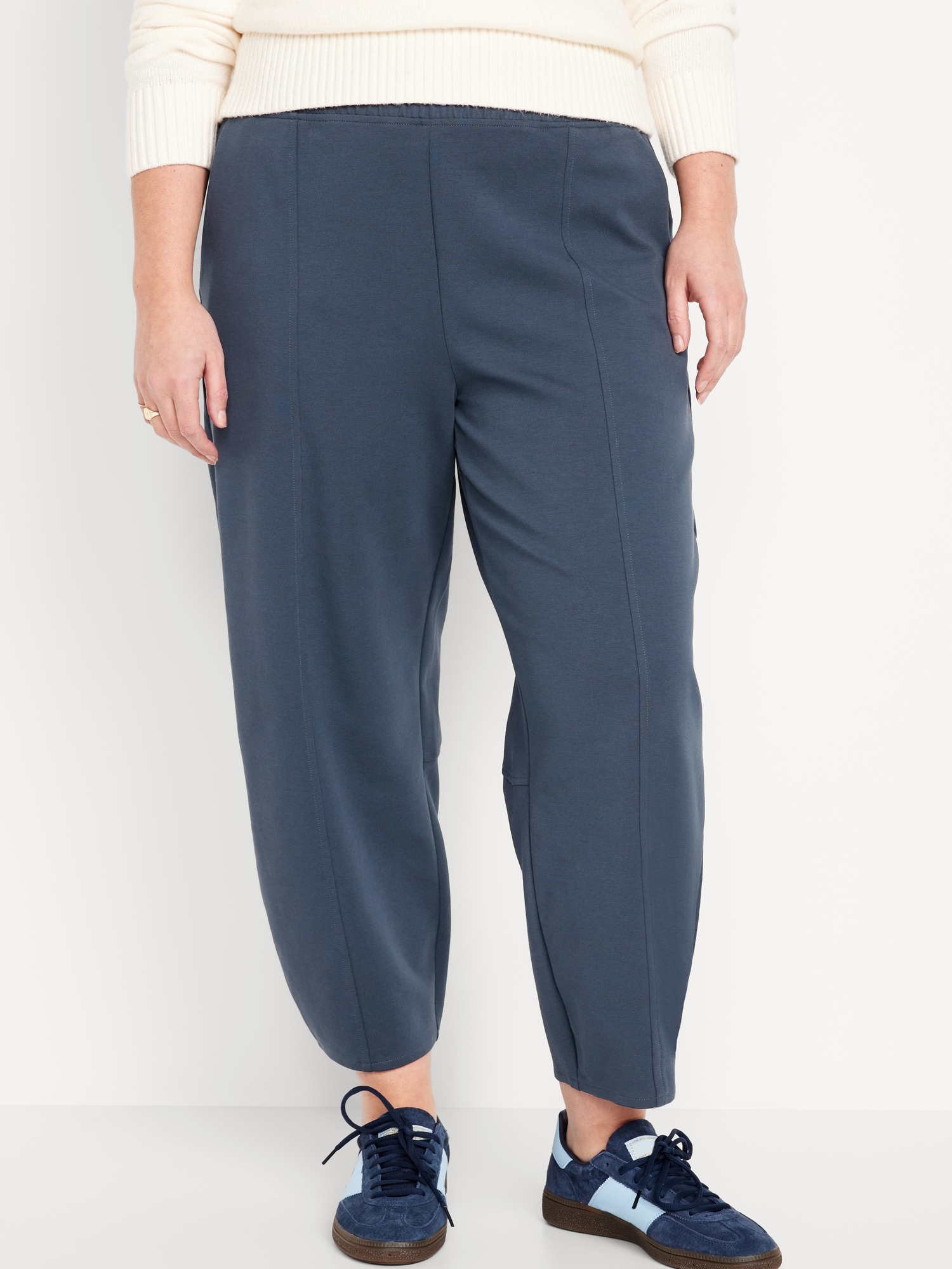 Old Navy High-Waisted Dynamic Fleece Pintucked Sweatpants for Women –  Search By Inseam