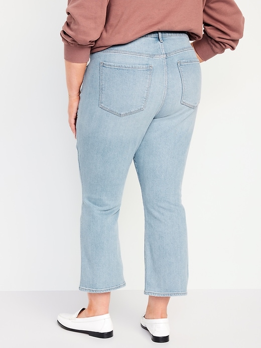 Image number 8 showing, High-Waisted 90&#39;s Crop Flare Jeans