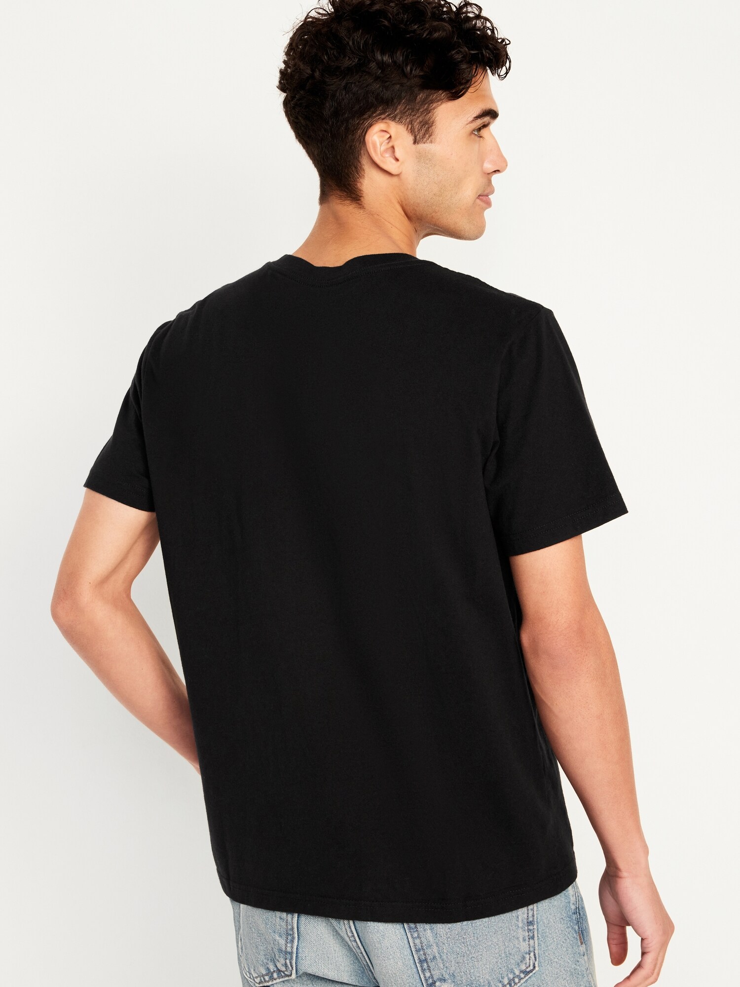 Мужская футболка Old Navy Soft-Washed V-Neck, цвет: Чёрный — фото 2