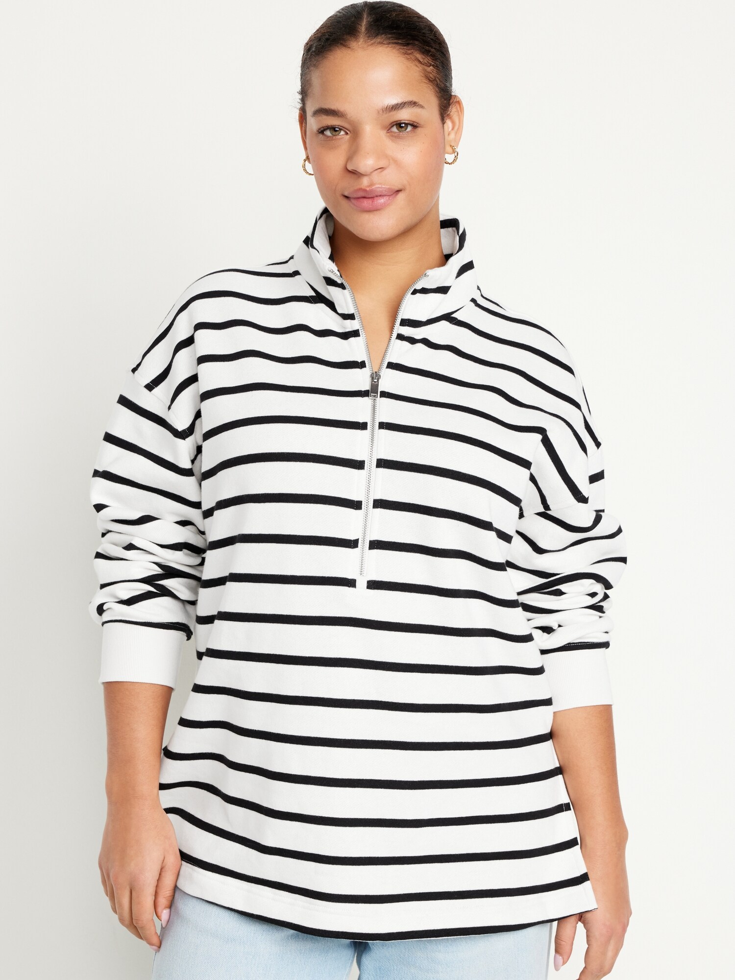 https://oldnavy.gap.com/webcontent/0054/767/344/cn54767344.jpg