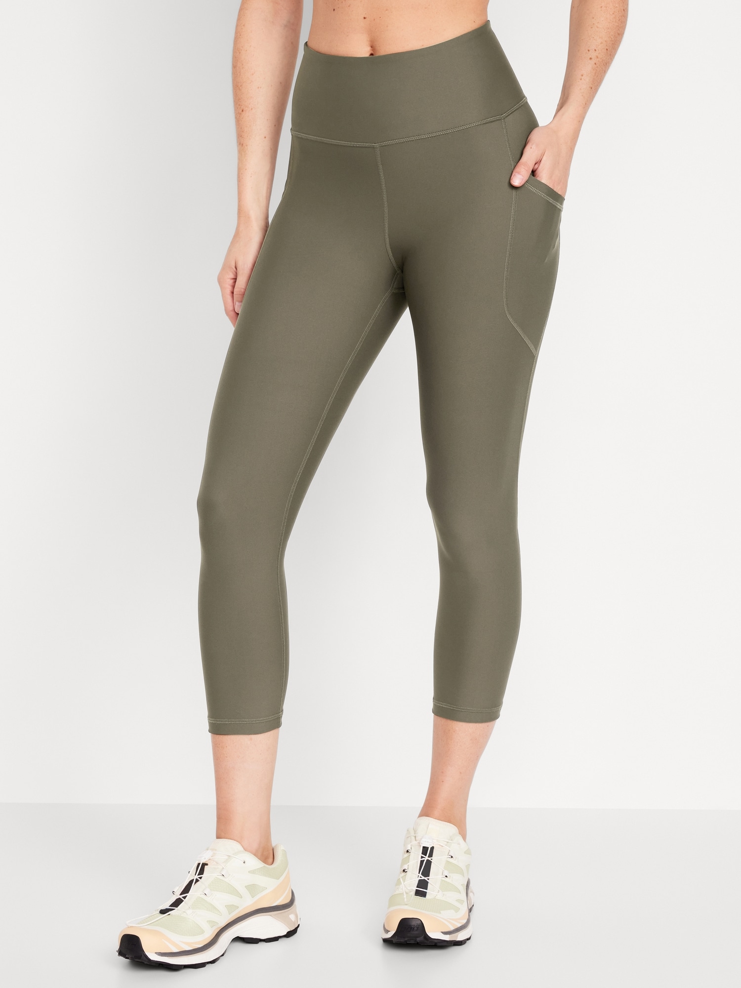 Women's Cropped Athletic Pants