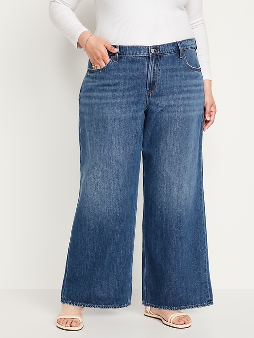 Image number 7 showing, Low-Rise Baggy Wide-Leg Jeans