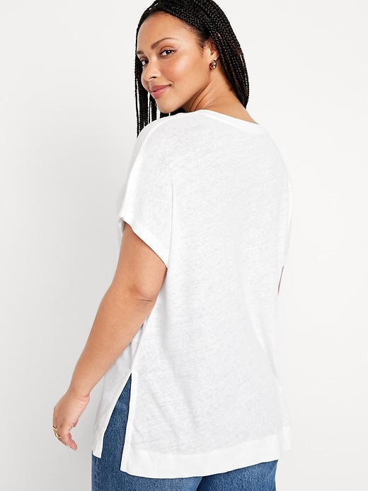 Image number 6 showing, Oversized Linen-Blend Tunic T-Shirt