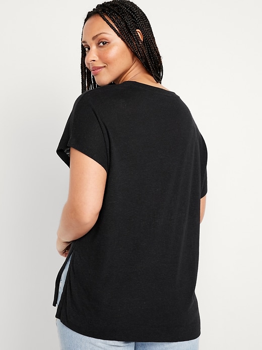 Image number 6 showing, Oversized Linen-Blend Tunic T-Shirt