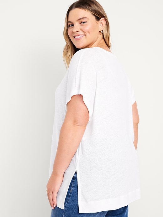 Image number 8 showing, Oversized Linen-Blend Tunic T-Shirt