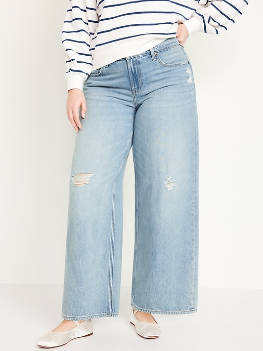 Image number 5 showing, Low-Rise Baggy Wide-Leg Jeans