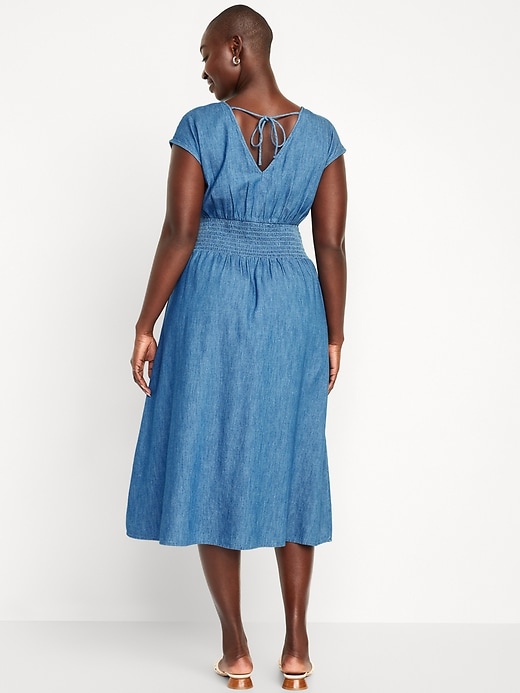 Image number 5 showing, Waist-Defined Midi Dress