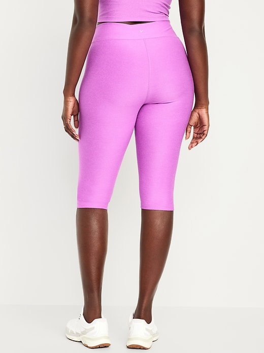 Image number 6 showing, Extra High-Waisted Cloud+ Crop Leggings -- 16-inch inseam