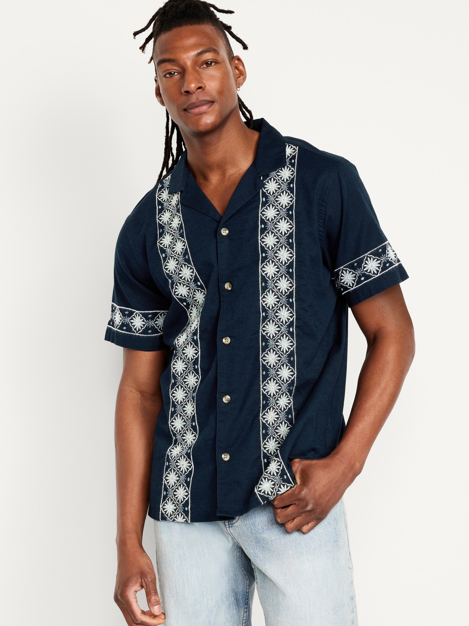 Short-Sleeve Embroidered Camp Shirt