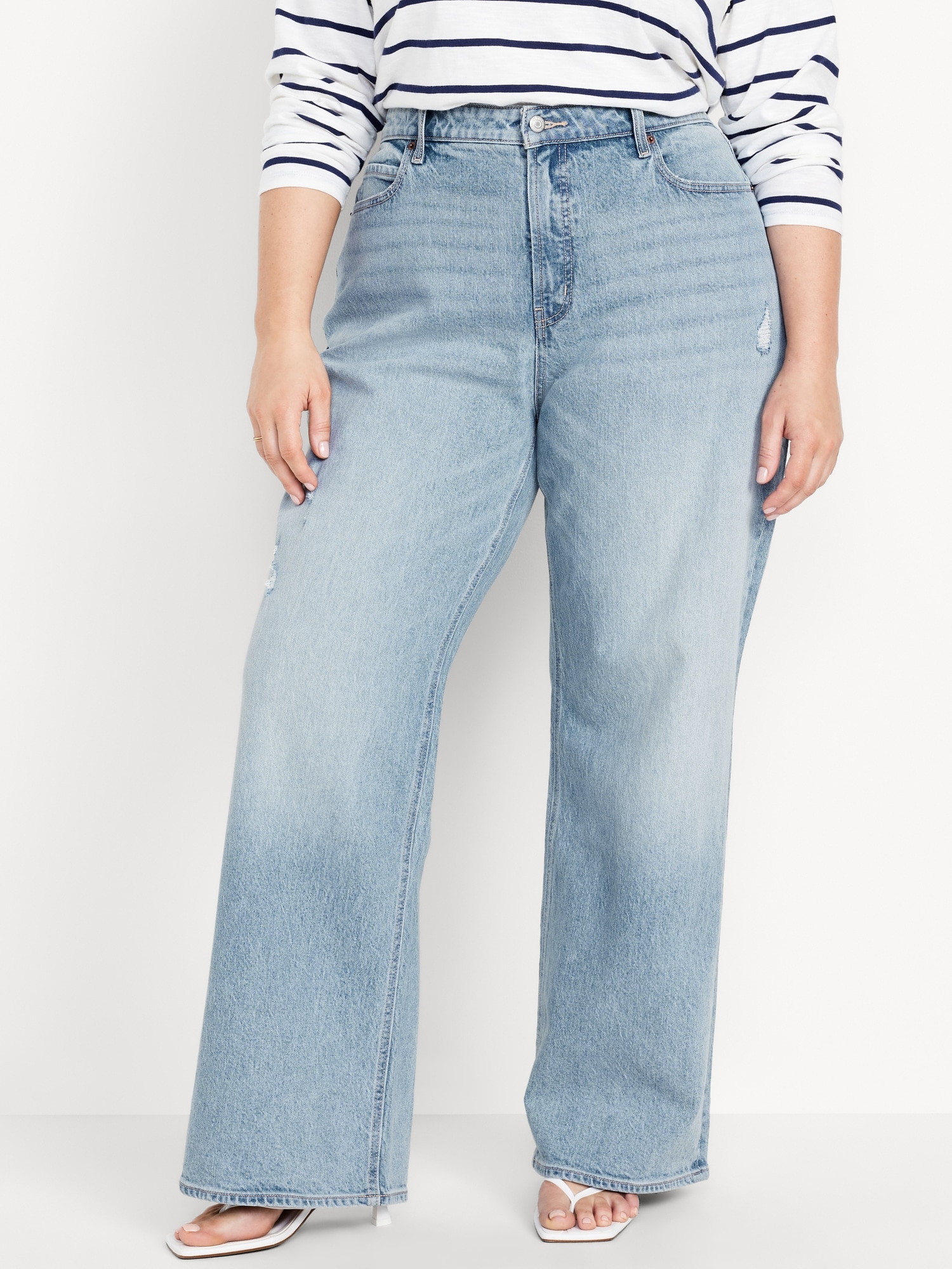 Curvy Extra High-Waisted Wide-Leg Jeans | Old Navy