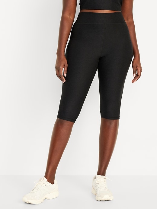 Image number 5 showing, Extra High-Waisted Cloud+ Crop Leggings -- 16-inch inseam