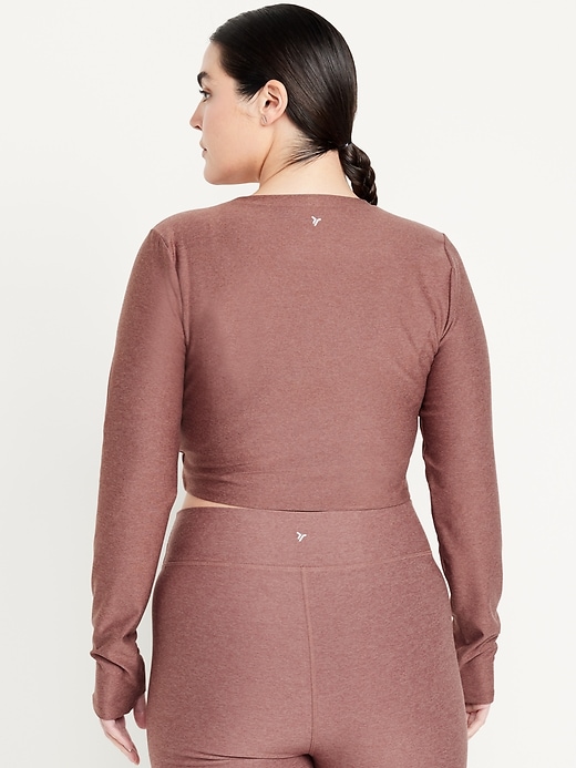Image number 6 showing, Cloud+ Ultra-Crop Wrap-Front Top
