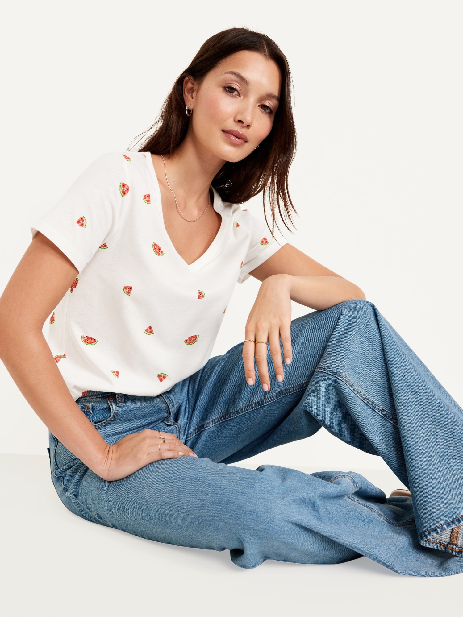 Up to 85% Off Old Navy Clearance  $2 Tees, $3.48 Dresses, $6.63
