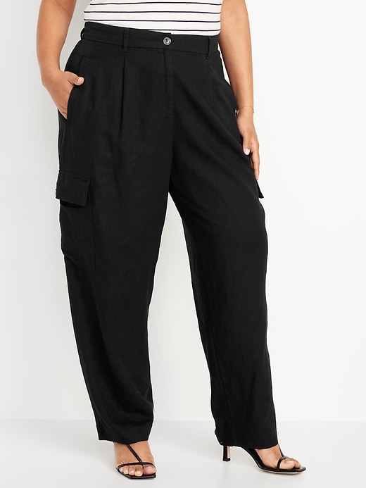 Image number 7 showing, High-Waisted Linen-Blend Cargo Straight Pants
