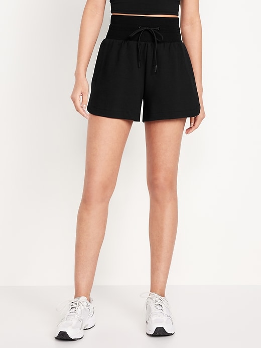 Image number 1 showing, Extra High-Waisted Dynamic Fleece Shorts -- 3.5-inch inseam