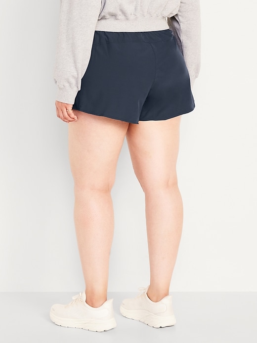 Image number 8 showing, Mid-Rise StretchTech Run Shorts -- 3-inch inseam