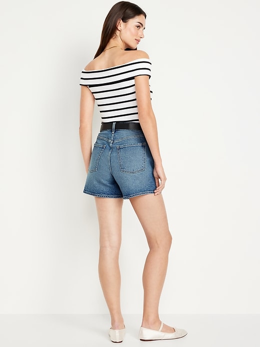 Image number 3 showing, High-Waisted Baggy Dad Jean Shorts -- 5-inch inseam