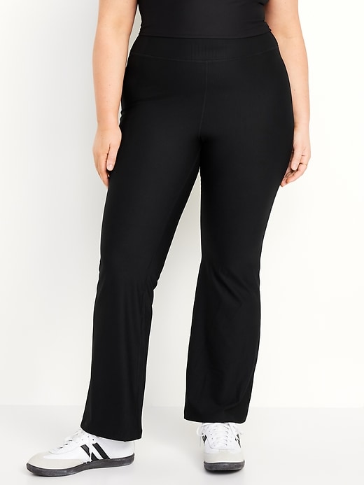 Image number 7 showing, Extra High-Waisted PowerSoft Ribbed Flare Leggings