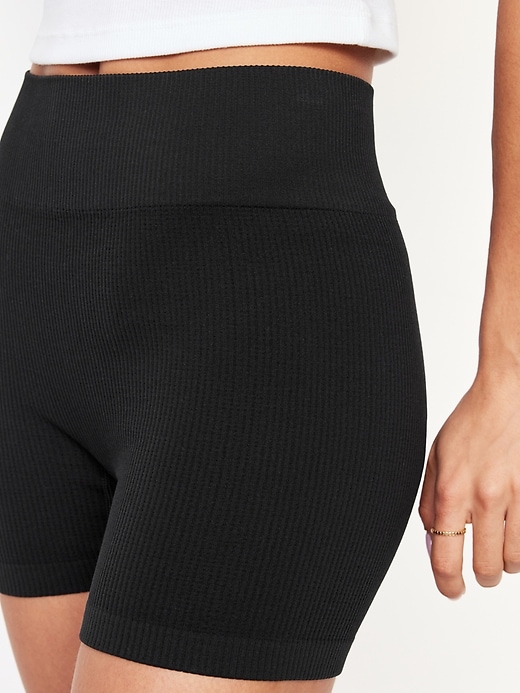 Image number 4 showing, Extra High-Waisted Seamless Ribbed Biker Shorts -- 4-inch inseam