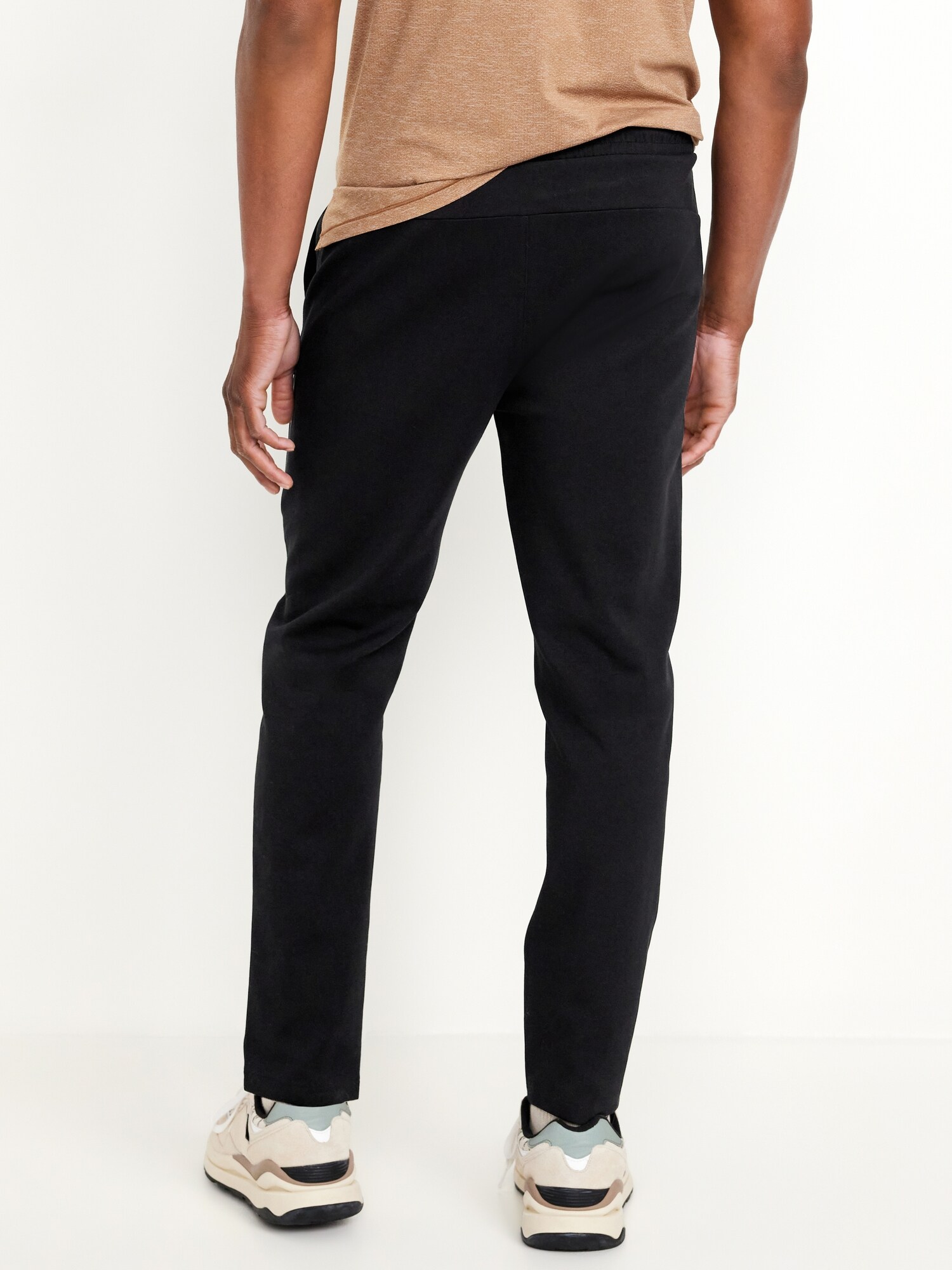 Мужские брюки Old Navy Dynamic Fleece 4.0 Tapered, цвет: Чёрный — фото 2
