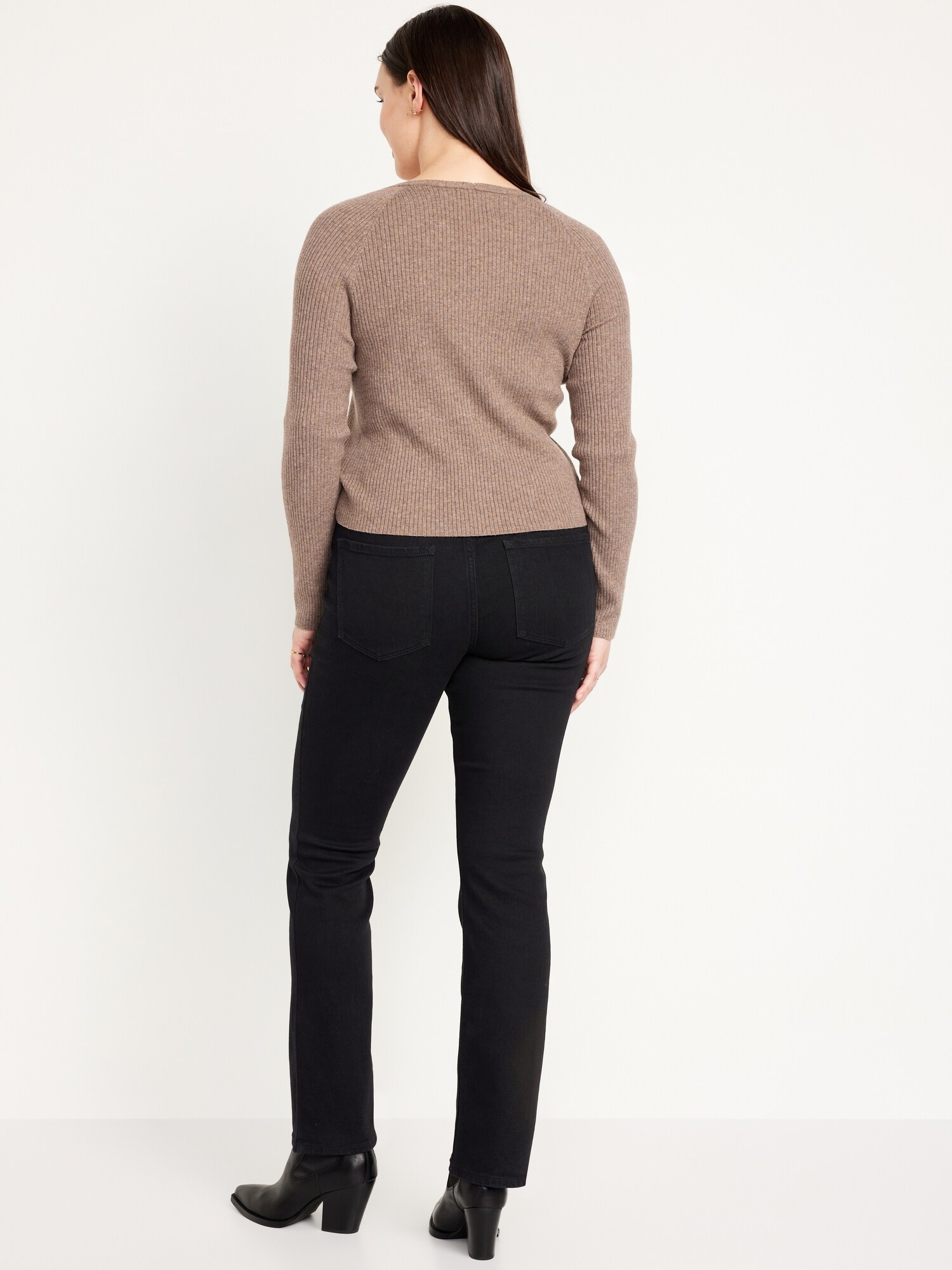 Женские джинсы Old Navy Mid-Rise Wow Boot-Cut, цвет: Чёрный — фото 5