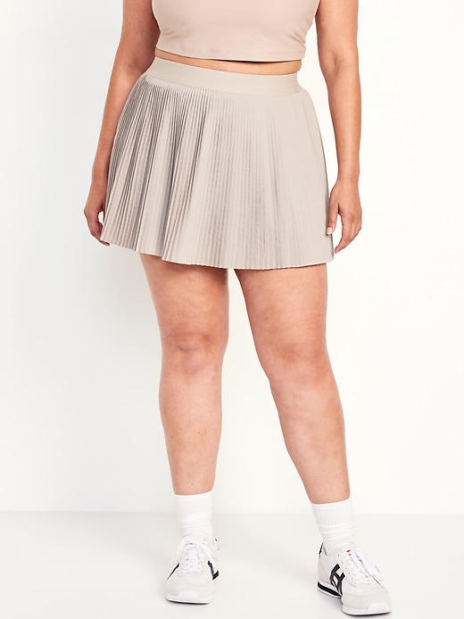 Image number 6 showing, Extra High-Waisted StretchTech Micro-Pleated Skort