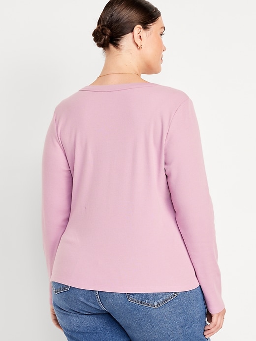 Image number 8 showing, Snug Long-Sleeve T-Shirt