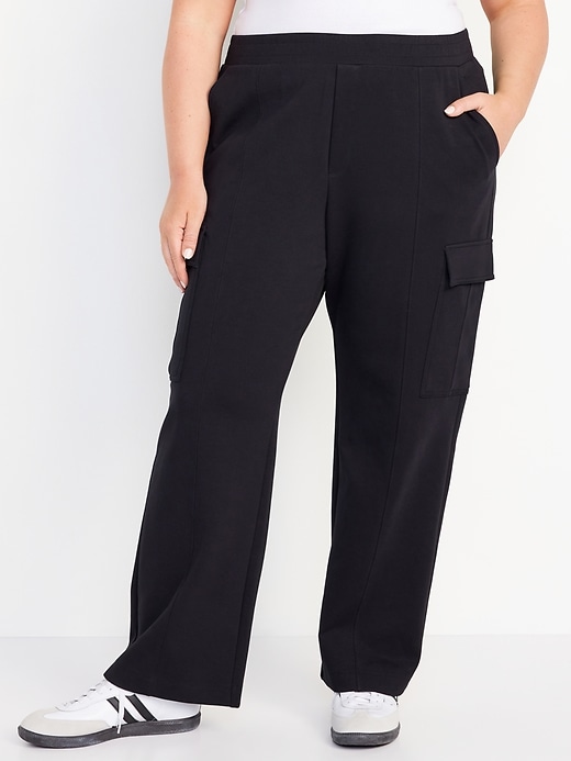 Image number 6 showing, High-Waisted Dynamic Fleece Cargo Pants