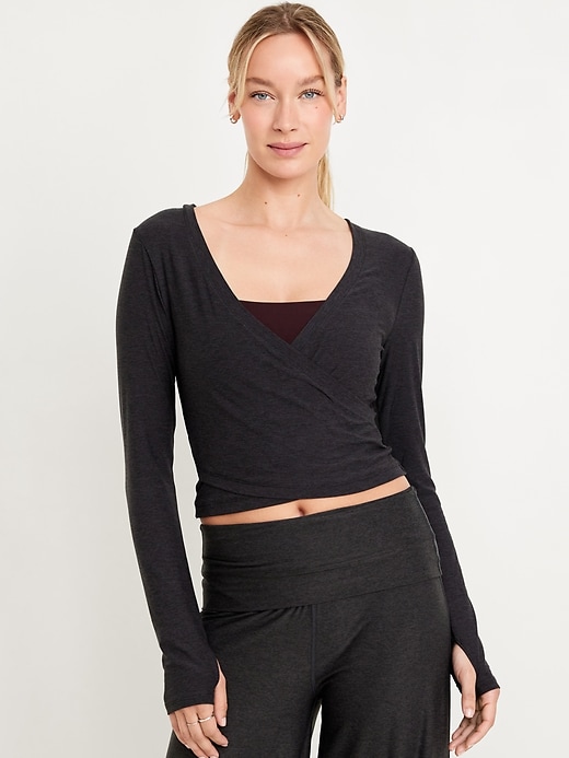 Image number 1 showing, CloudMotion Wrap-Front Top