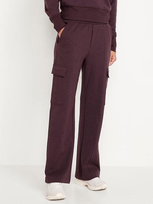 Image number 1 showing, High-Waisted Dynamic Fleece Cargo Pants