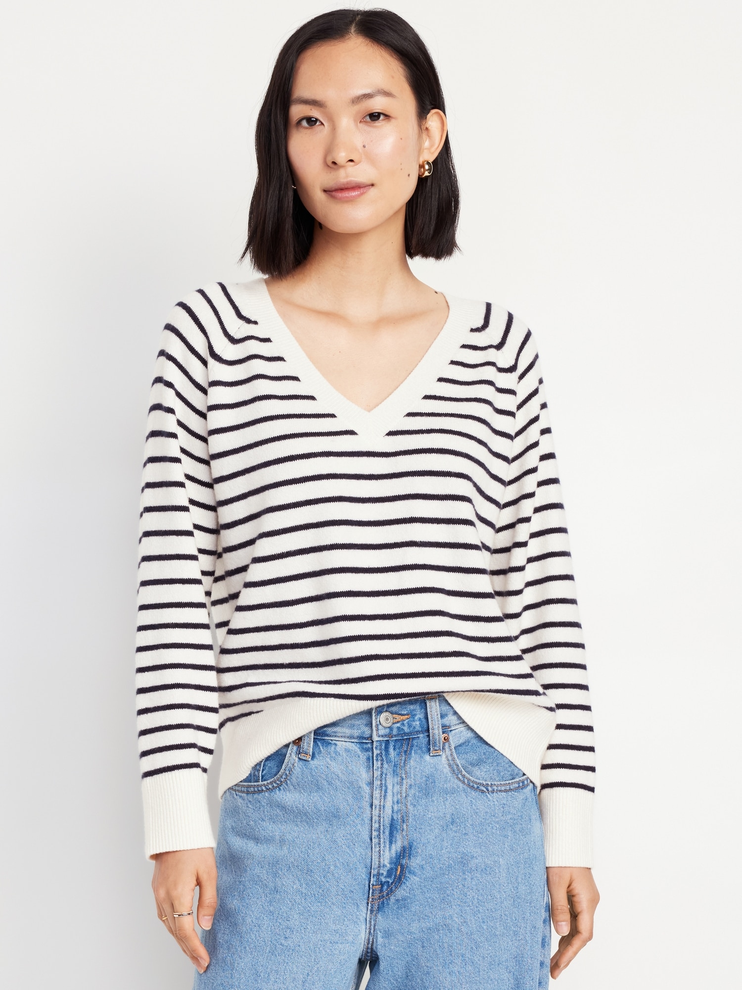 SoSoft Loose V-Neck Sweater