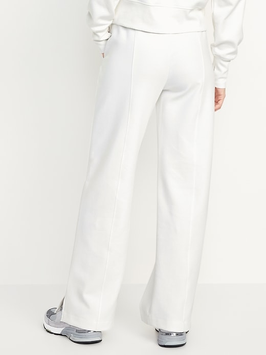 Image number 8 showing, High-Waisted Dynamic Fleece Cargo Pants