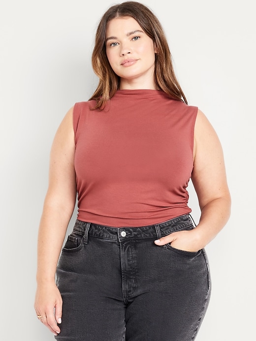 Image number 7 showing, Luxe Crop Top