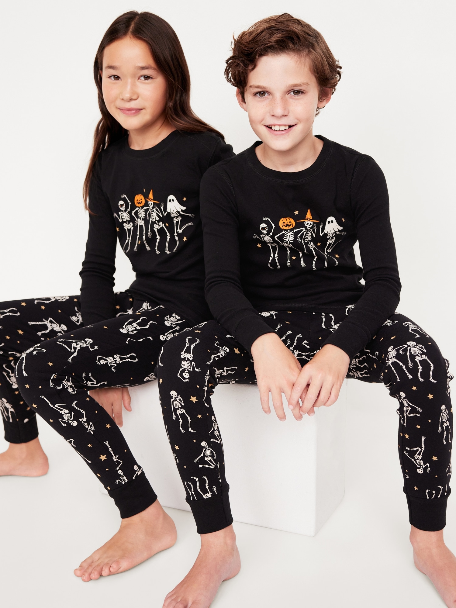 Gender-Neutral Graphic Snug-Fit Pajama Set for Kids