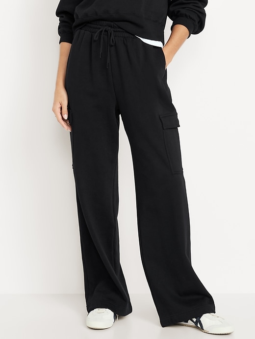 Extra High-Waisted SoComfy Cargo Wide-Leg Sweatpants | Old Navy