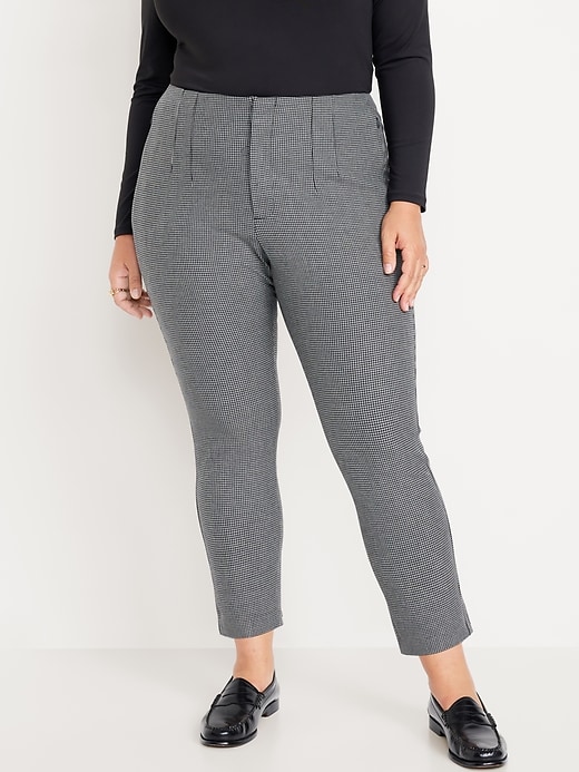 Image number 7 showing, Extra High-Waisted Polished Pixie Skinny Pants