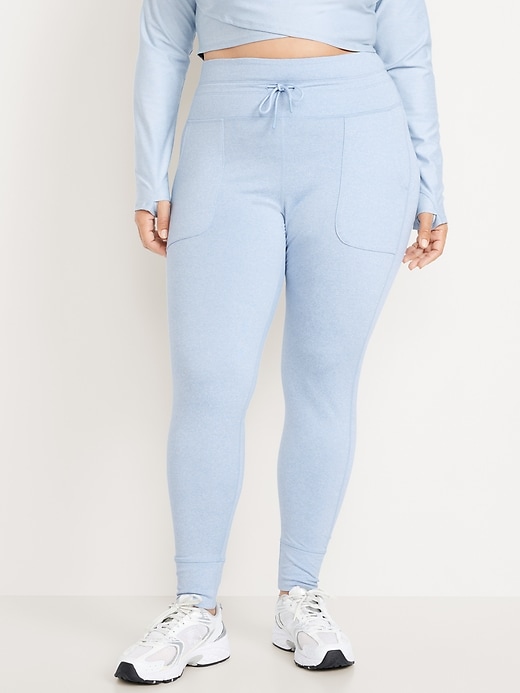 Image number 6 showing, Extra High-Waisted CloudComfy 7/8 Leggings