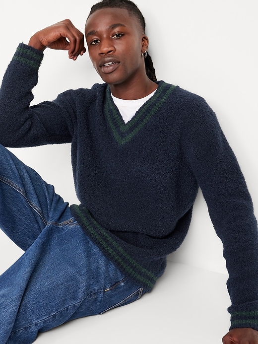 Image number 7 showing, V-Neck Bouclé Sweater