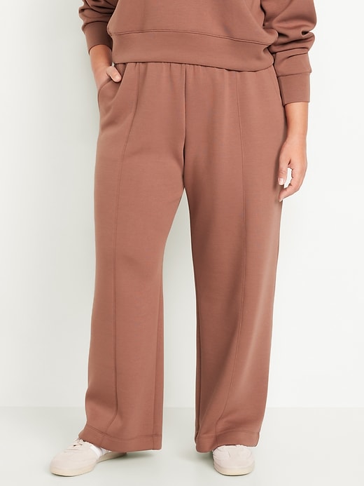 Image number 6 showing, High-Waisted Bounce Fleece Wide-Leg Pants